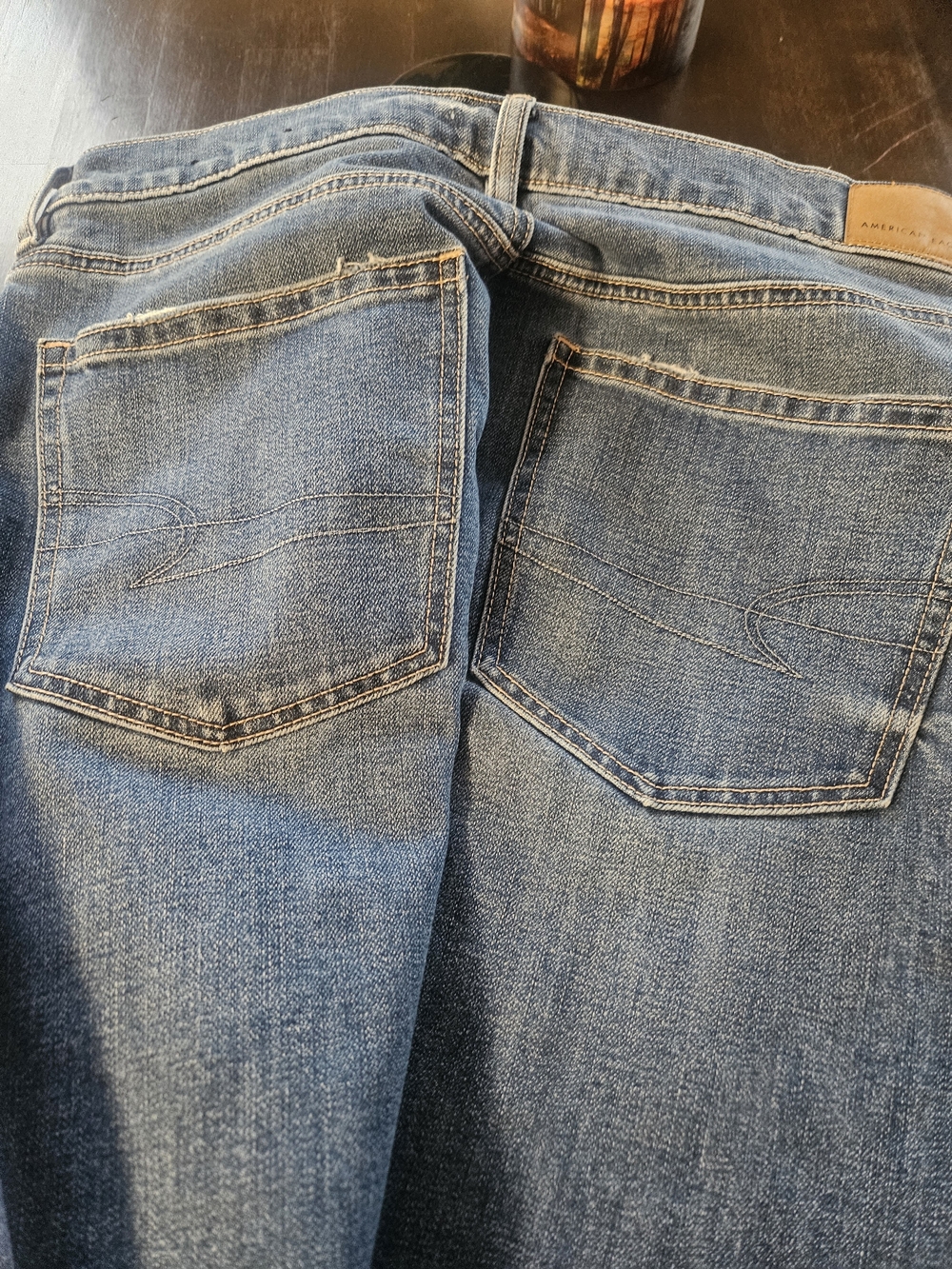 American Eagle Outfitters Women’s Medium Blue Straight-Leg Jeans